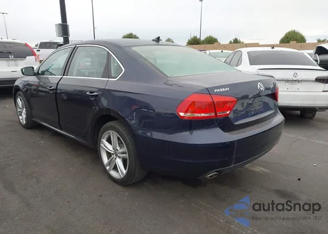 2015 Volkswagen Passat 2.0L Tdi Se from USA, damaged, VIN 1VWBV7A31FC061499